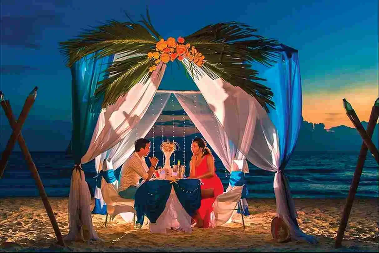 Luxury Honeymoon Package